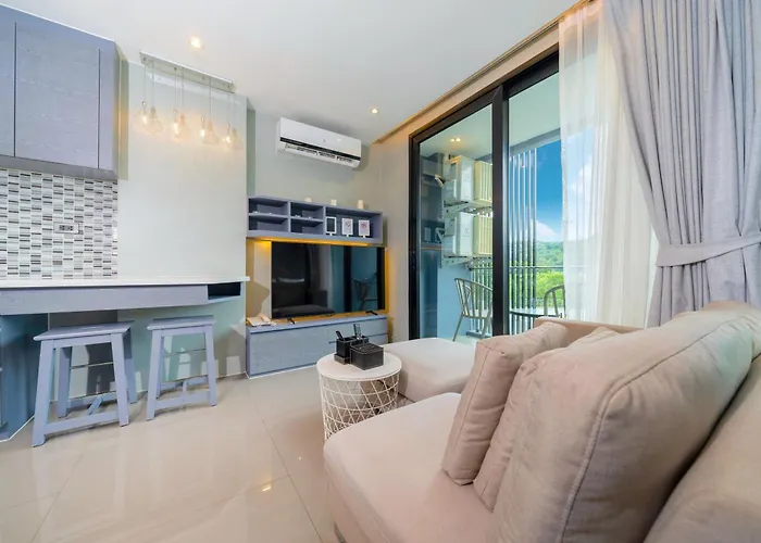 Relax & Recharge In Modern Comfort At The Hill View Tropics Kamala Suite Ctg L607