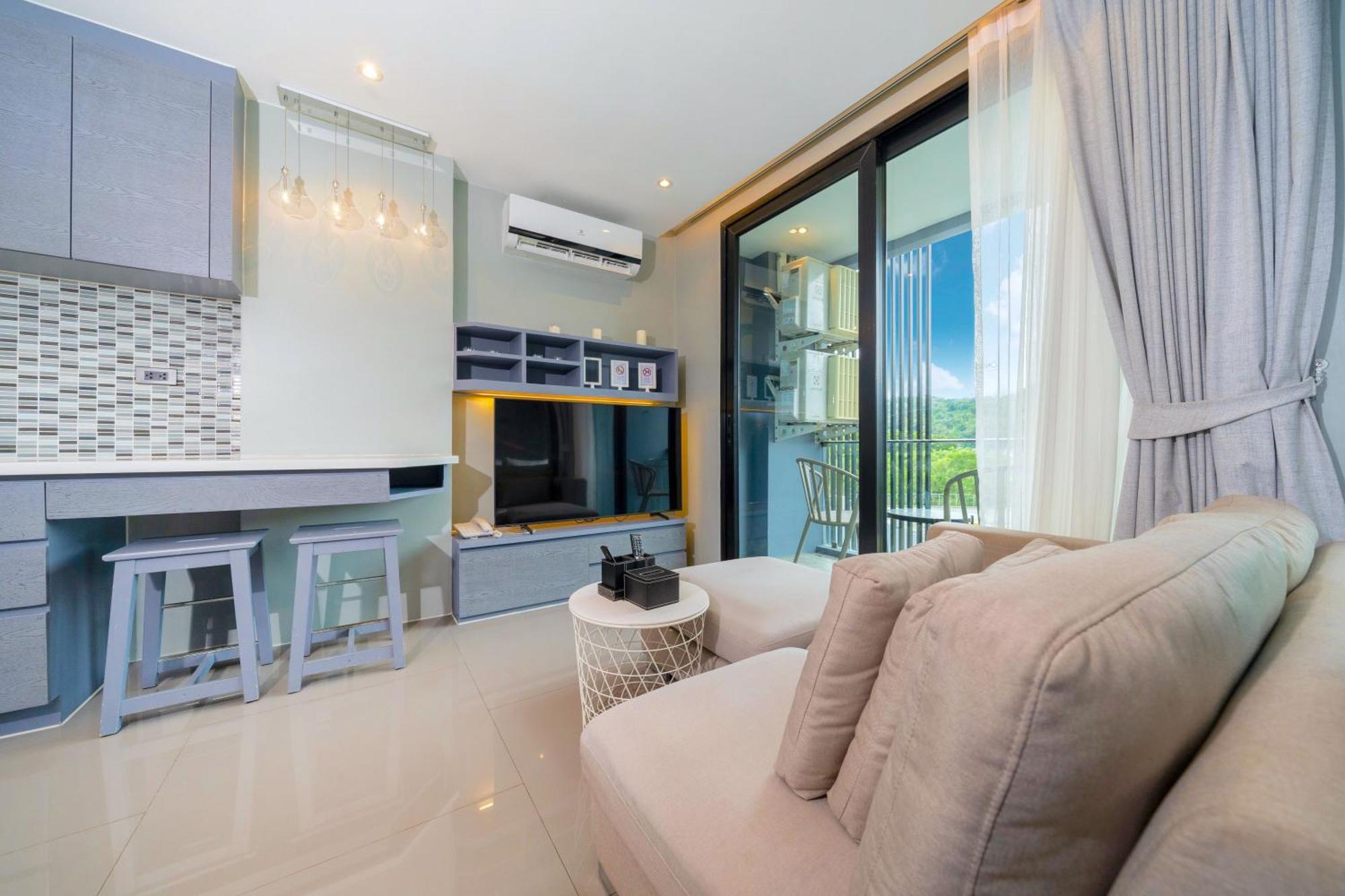 Relax & Recharge In Modern Comfort At The Hill View Tropics Ctg L607